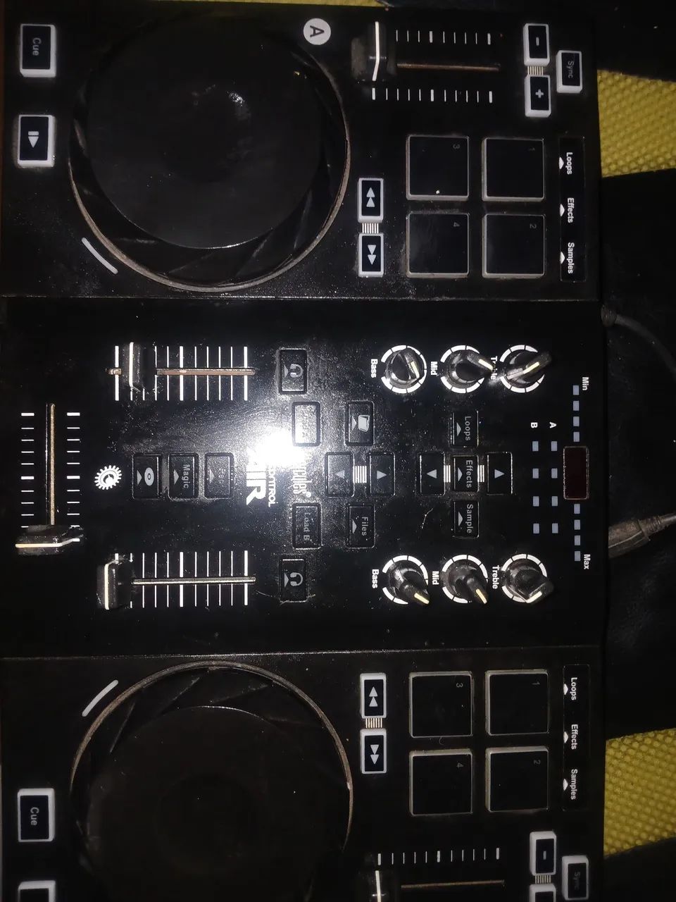 ddj controladora hércules iniciante