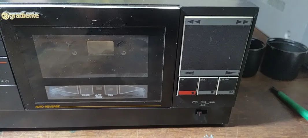Tape Deck Gradiente D475. Ótimo estado e funcionando bem com manual original. - Foto 3