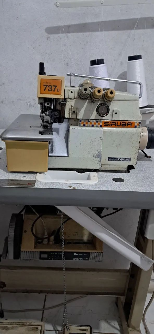 Vendo Overloque industrial SIRUBA 737D 