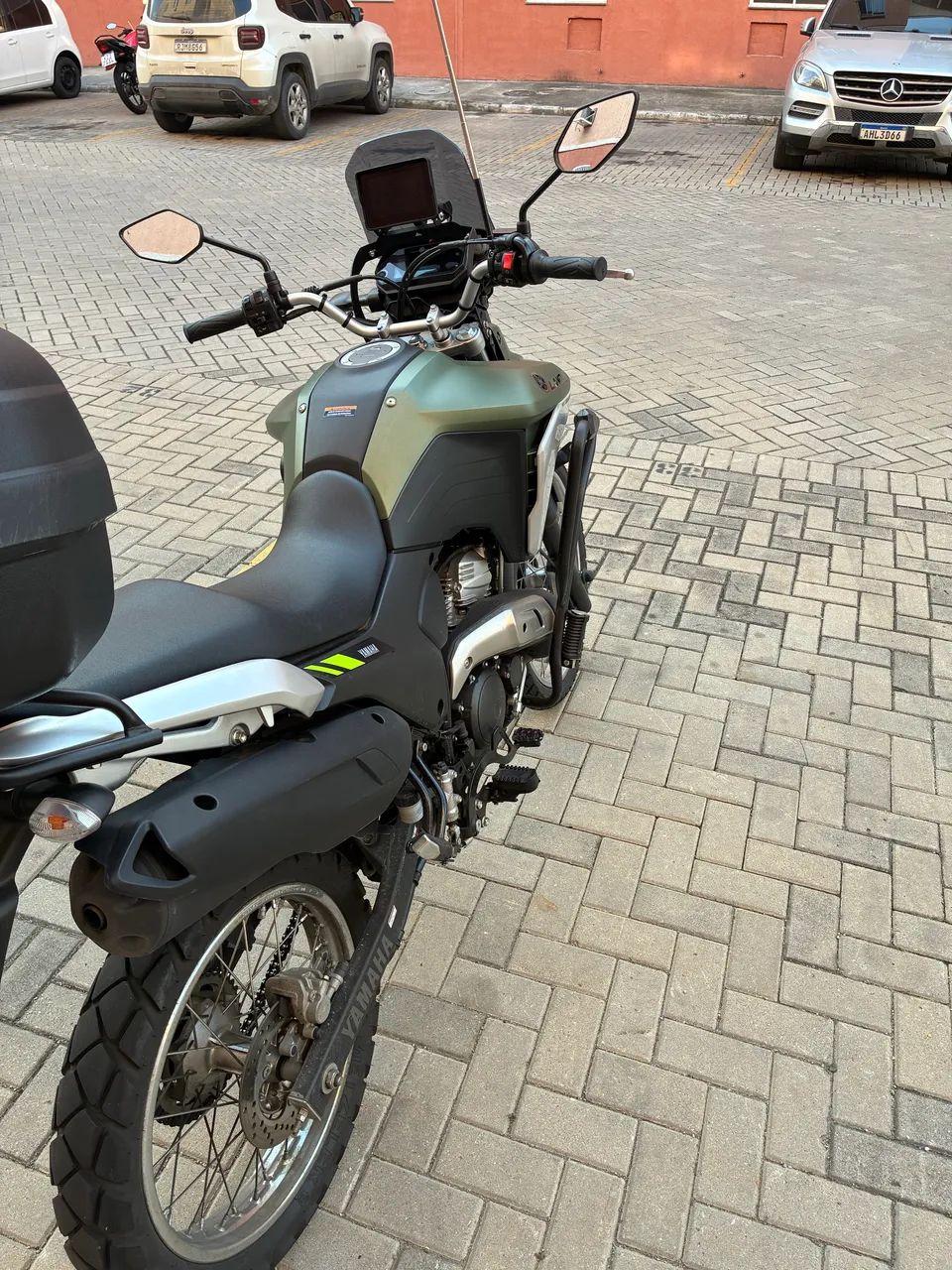 Lander  250 2025  - Foto 3