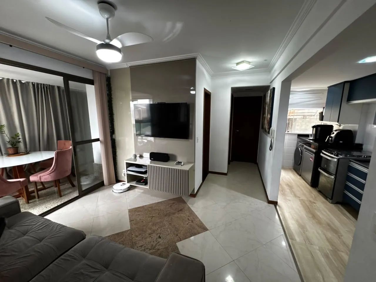 2 quartos com suíte Jardim Camburi 