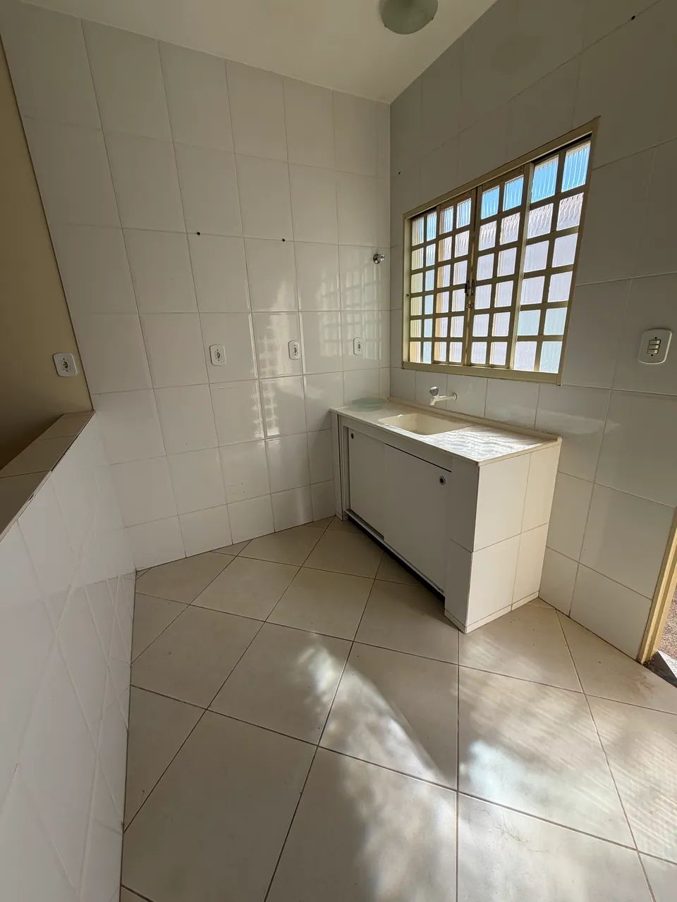 Excelente Kit com 40m2 em Sobradinho, área térrea - Foto 2