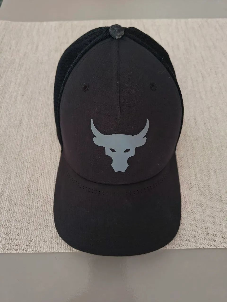 Boné Under Armour Project Rock