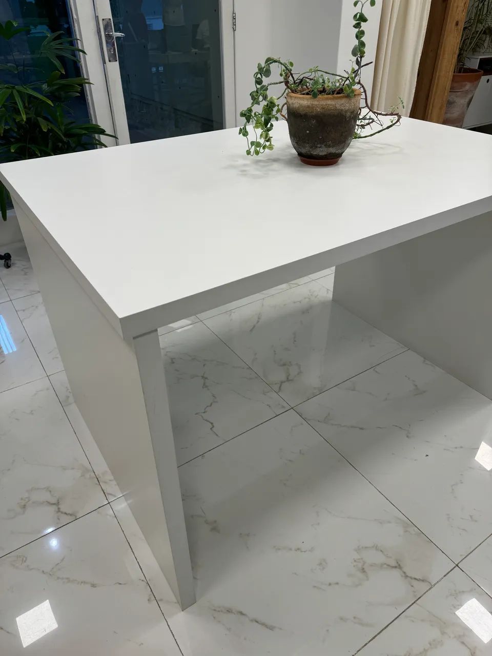 Mesa branca grande em MDF - Foto 3