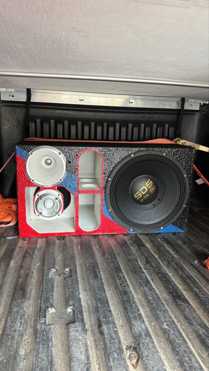 Vendo caxa pesada nova  de som!!!!  - Foto 3