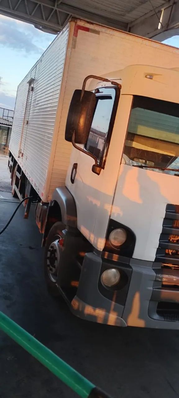 Caminhão em ótimo estado 