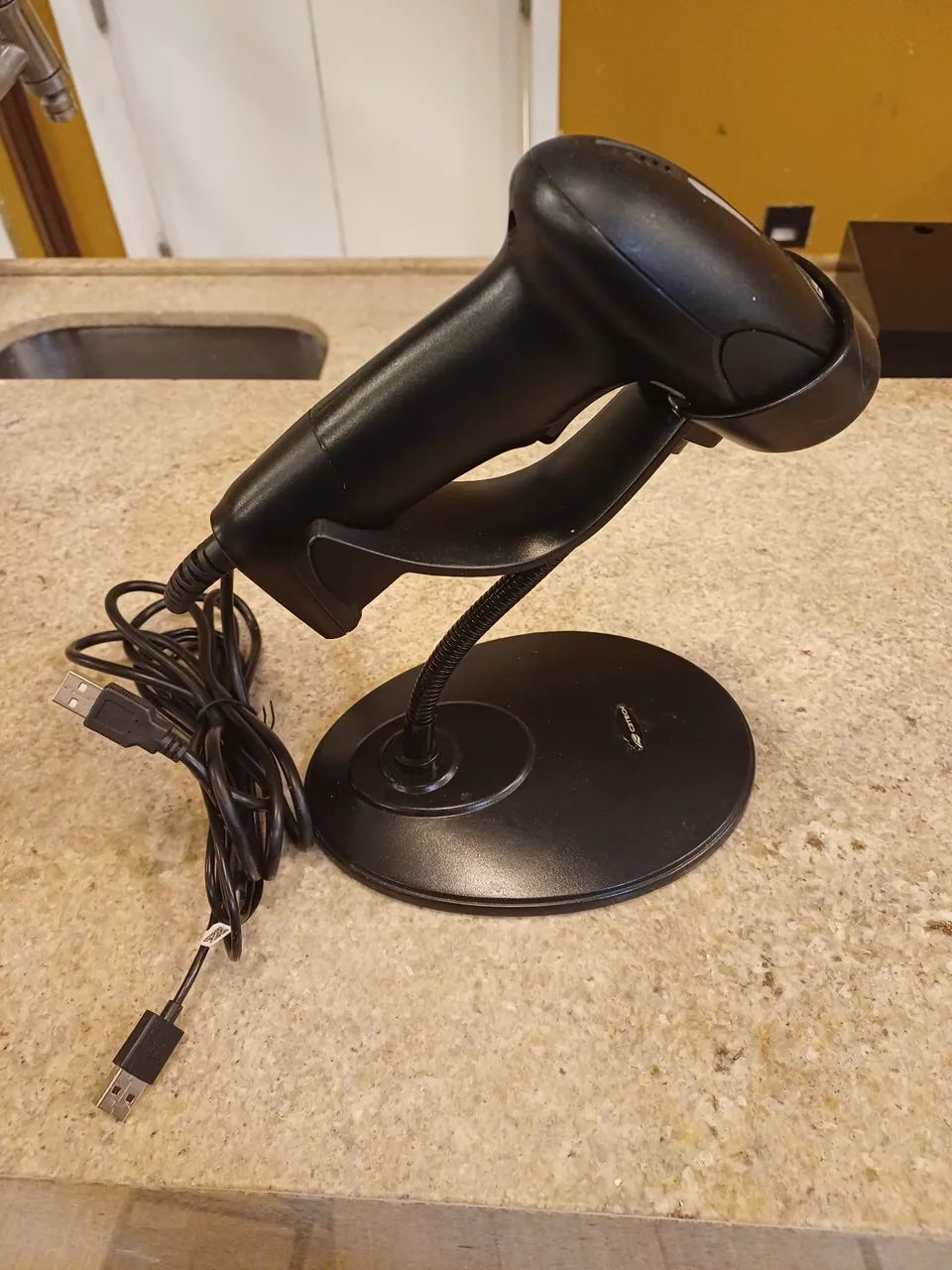 Leitor de código de barras com adaptadores