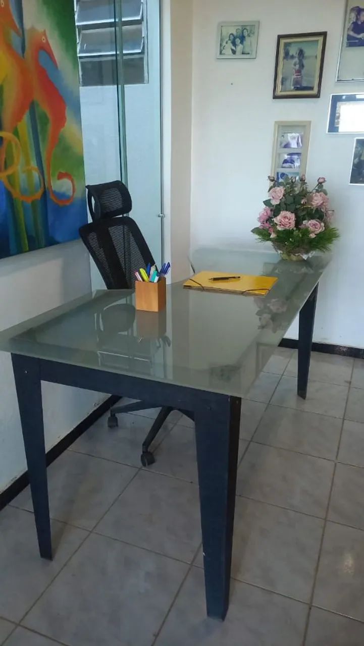 Mesa para escritório personalizada