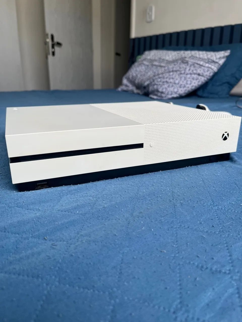 XBOX ONE S EM PERFEITO ESTADO - Foto 4