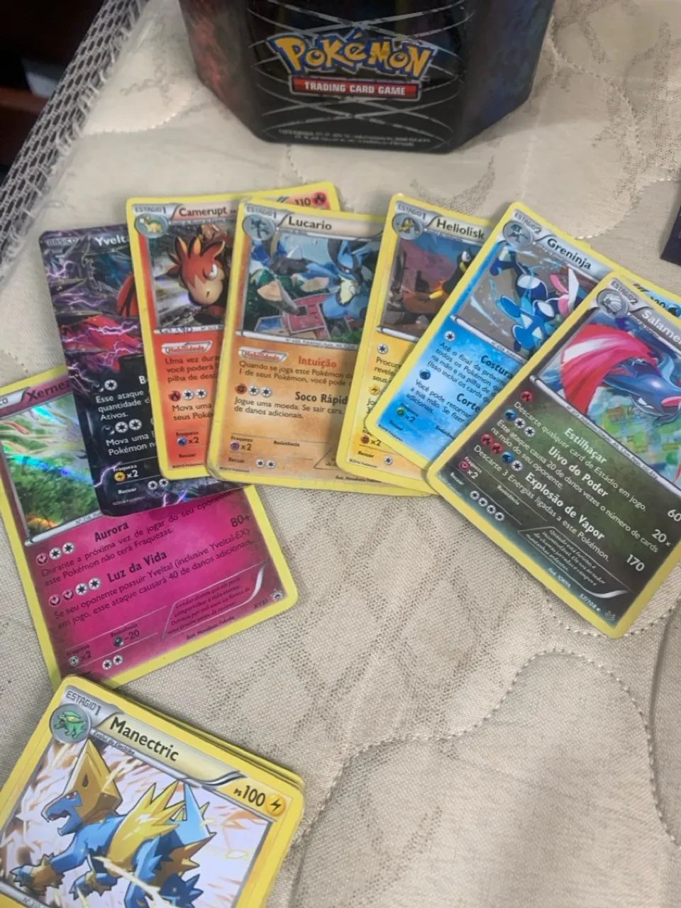 Cartas de Pokémon lata cards game raras booster