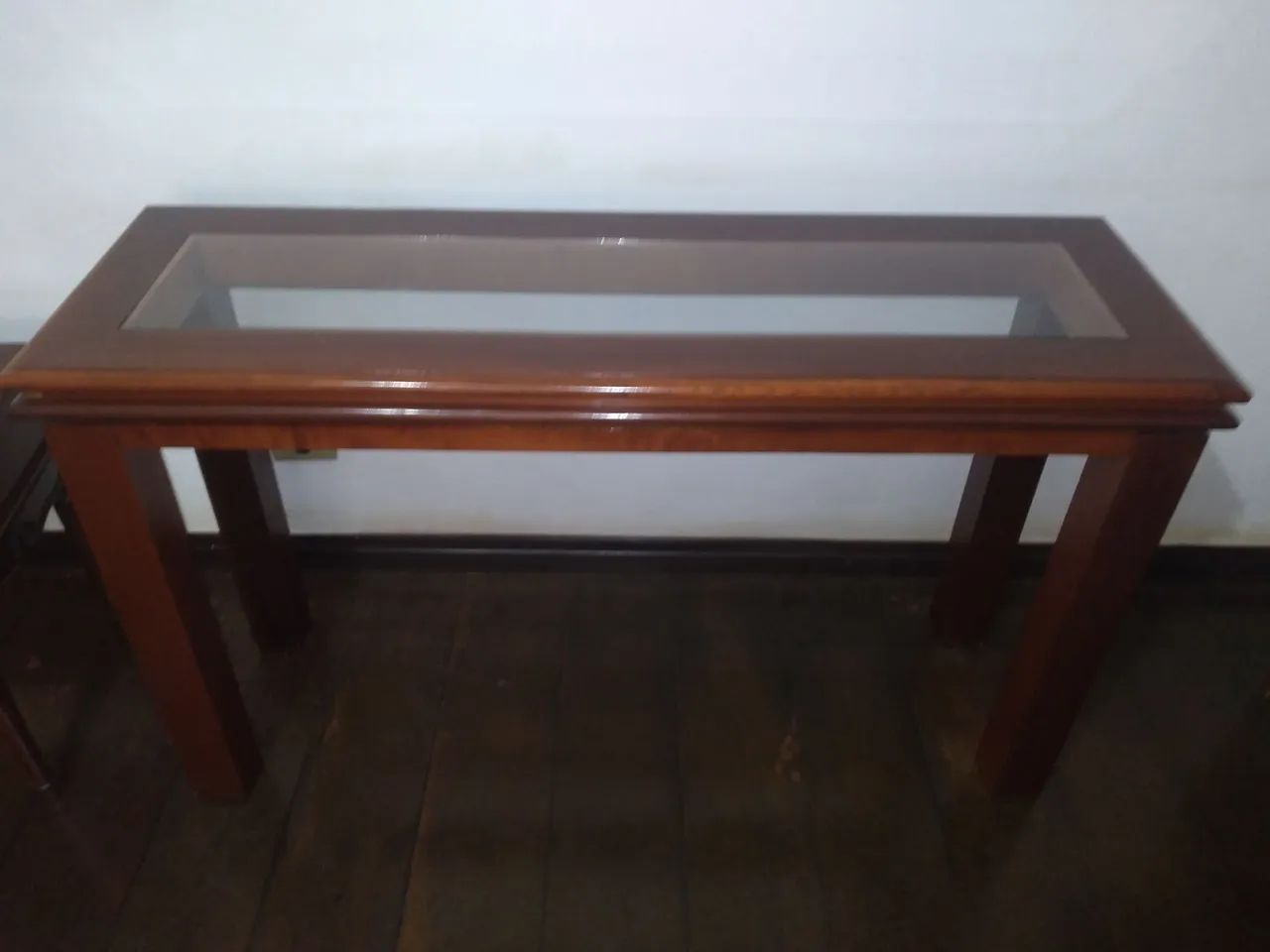 Aparador em mogno.1.32 x 44.