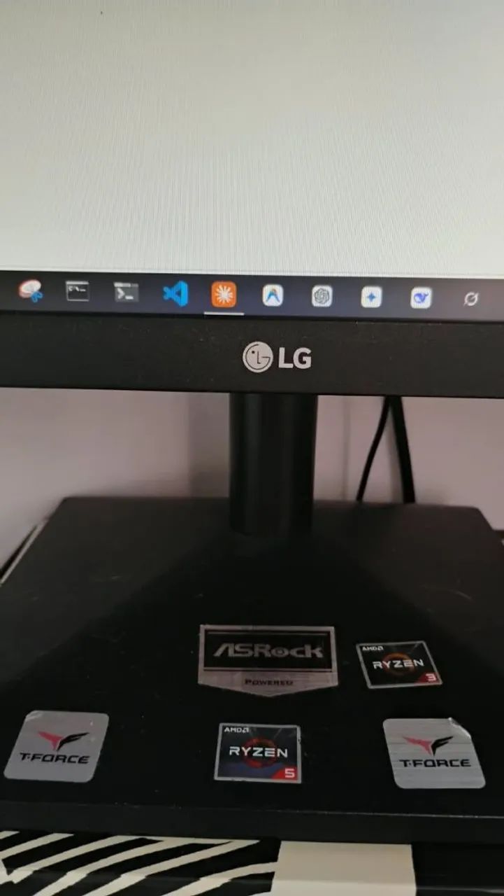 Monitor  LG 22 polegadas LED - Foto 2