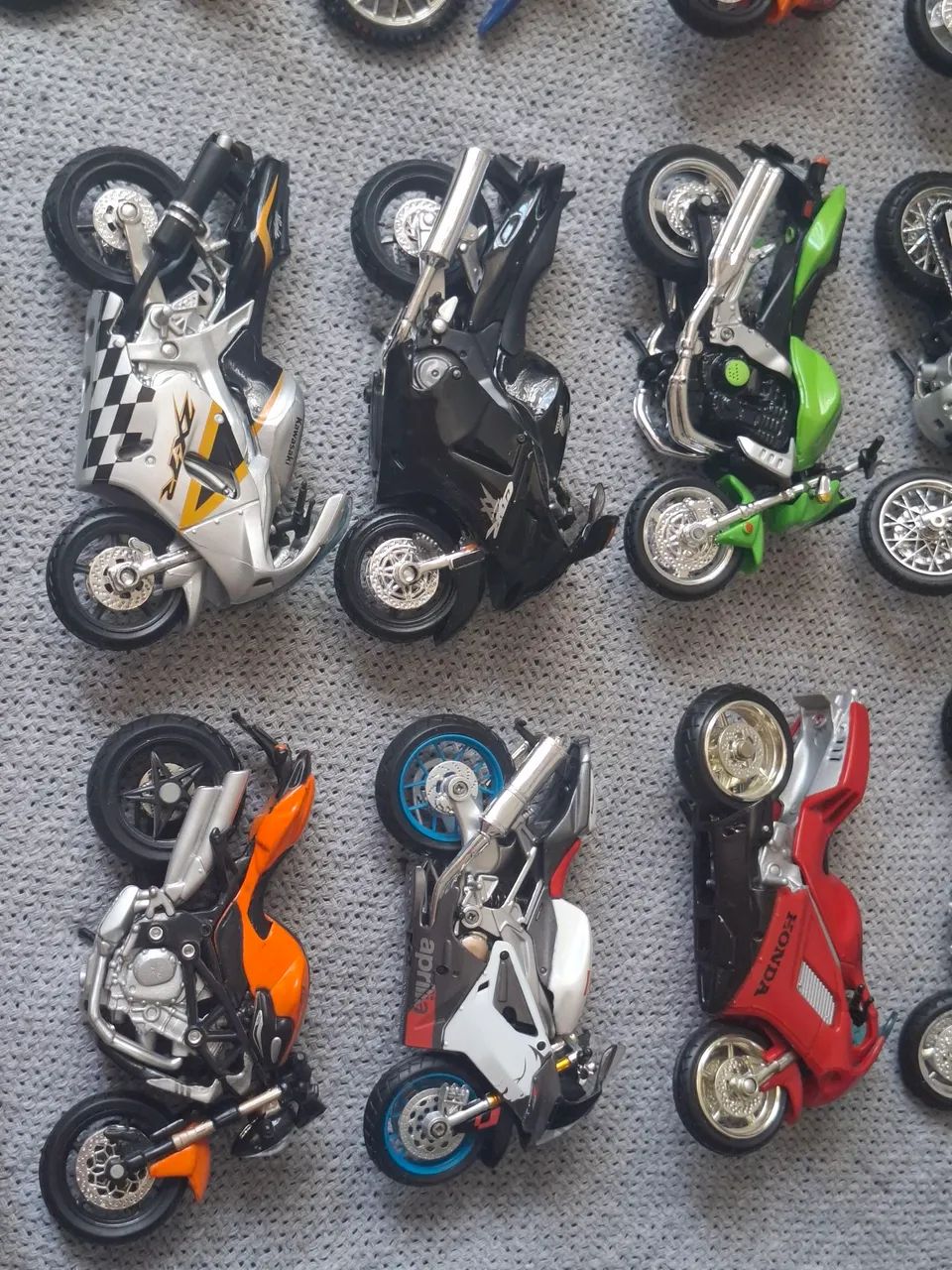 Coleção completa miniatura - Venda! - Foto 4
