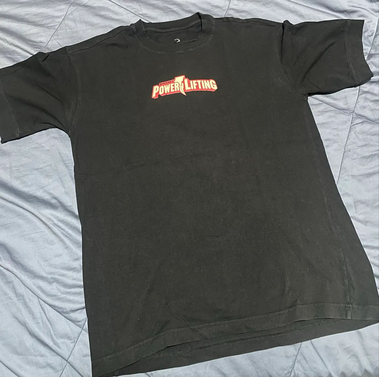 Camisa Oversized de Academia Tamanho M Usada