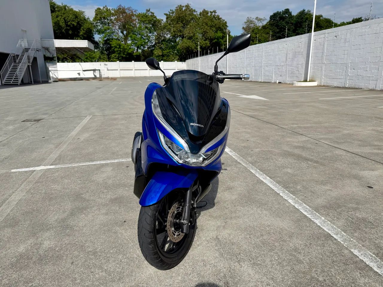 PCX 150 DLX