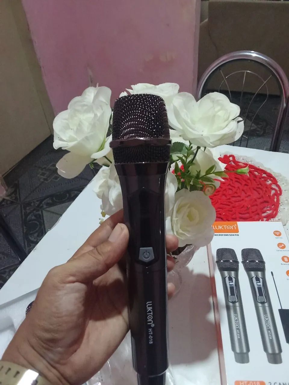 Microfone sem fio Profissional NOVO Recarregável  - Foto 3