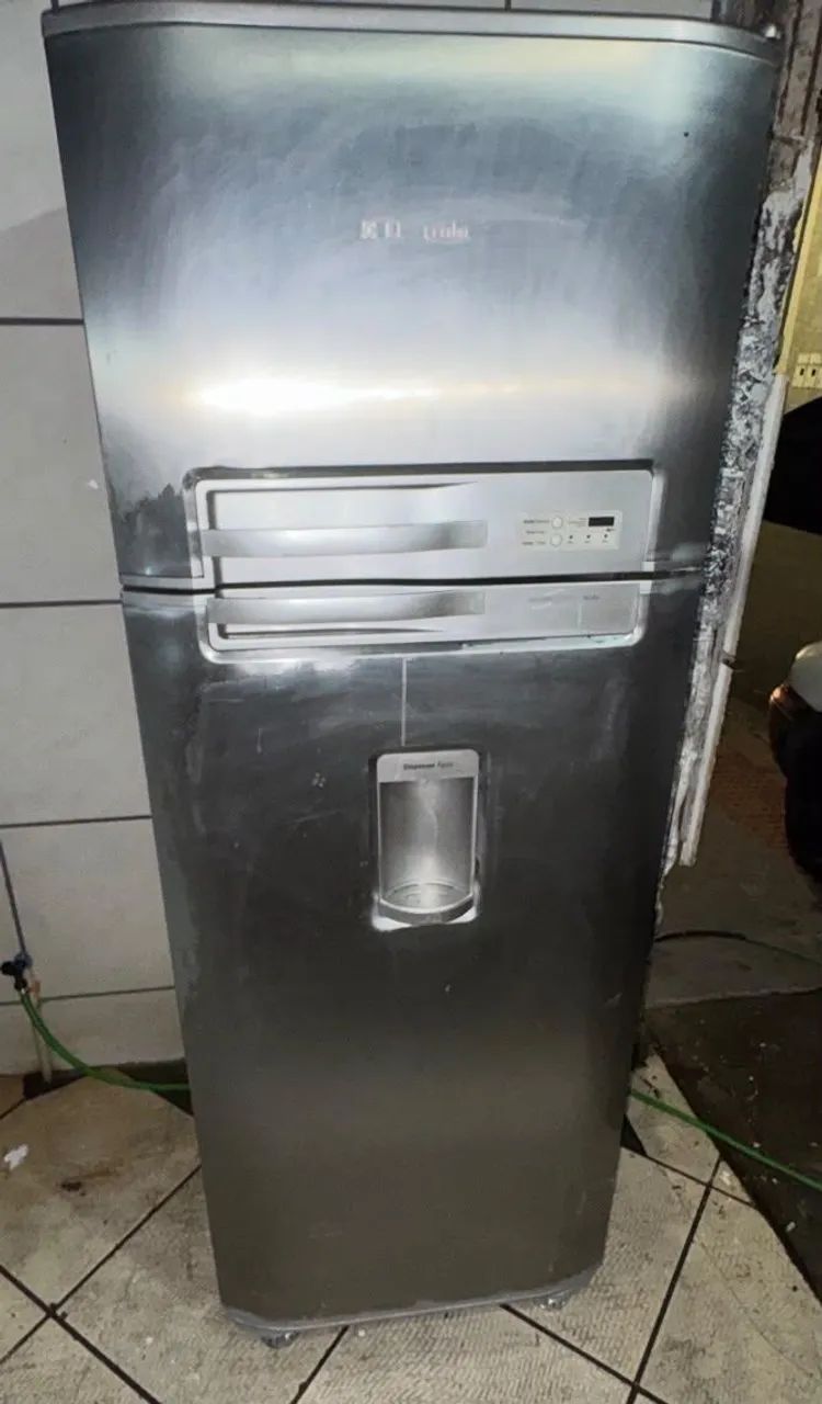 Geladeira Eletrolux 