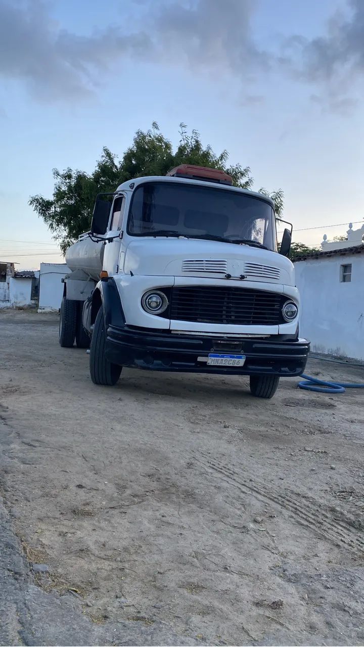 Mecedez 1113 - Foto 5