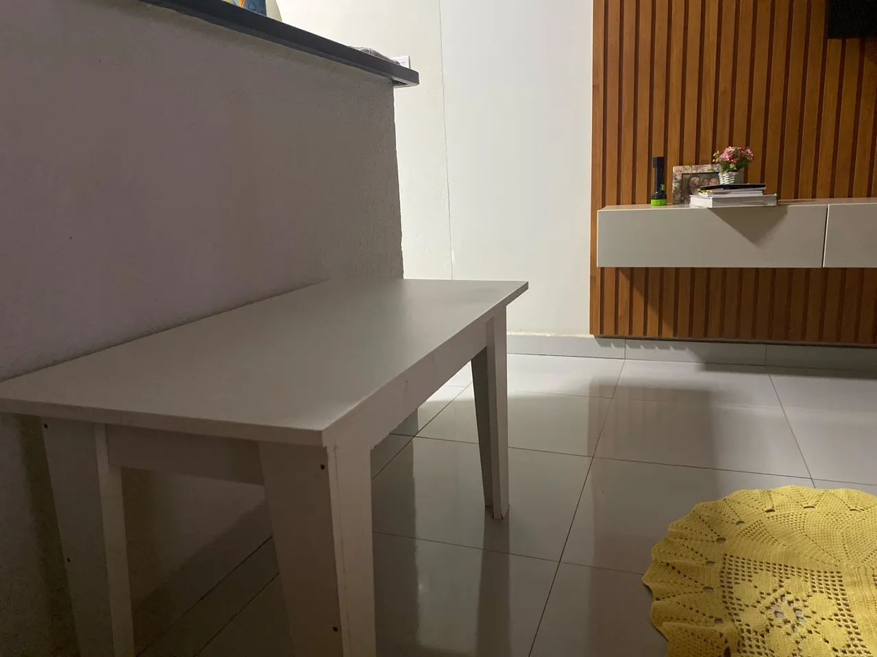 Mesa madeira conservada 