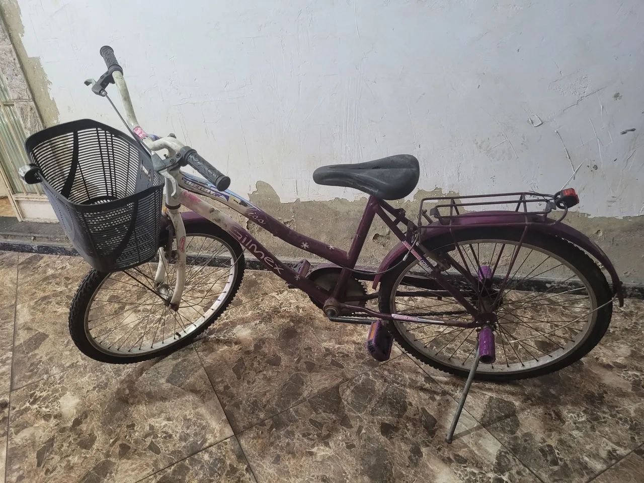 Bicicleta infantil roxa aro 20 - Foto 3