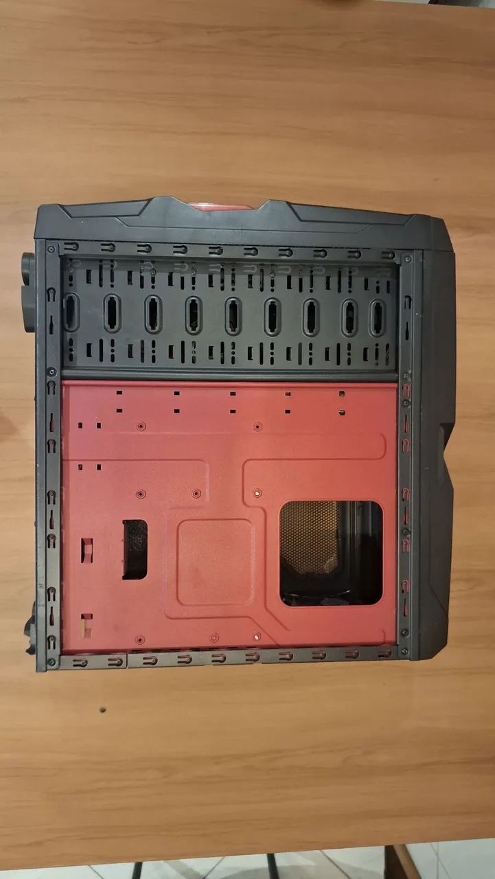 Gabinete Mid Tower Aerocool Strike-X - Foto 5