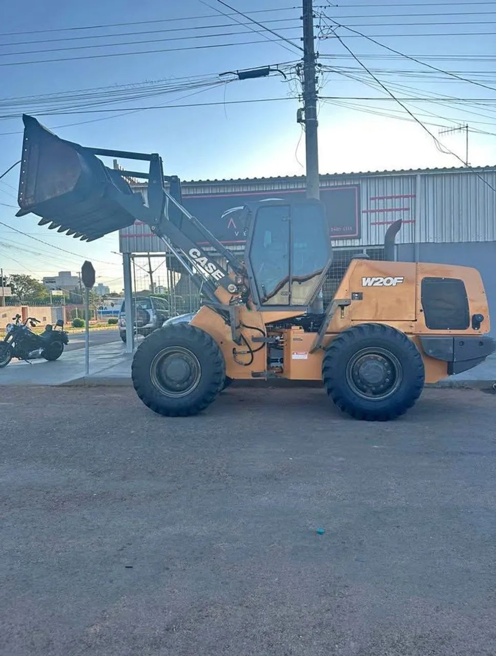 Pá Carregadeira Case W20F