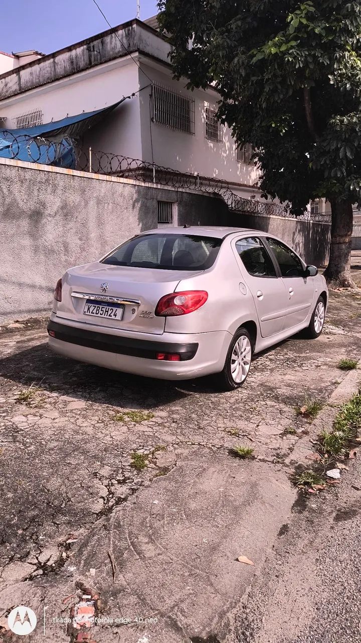 Peugeot 207 SEDAN PASSION XR 1.4 FLEX 8V 4P 2011