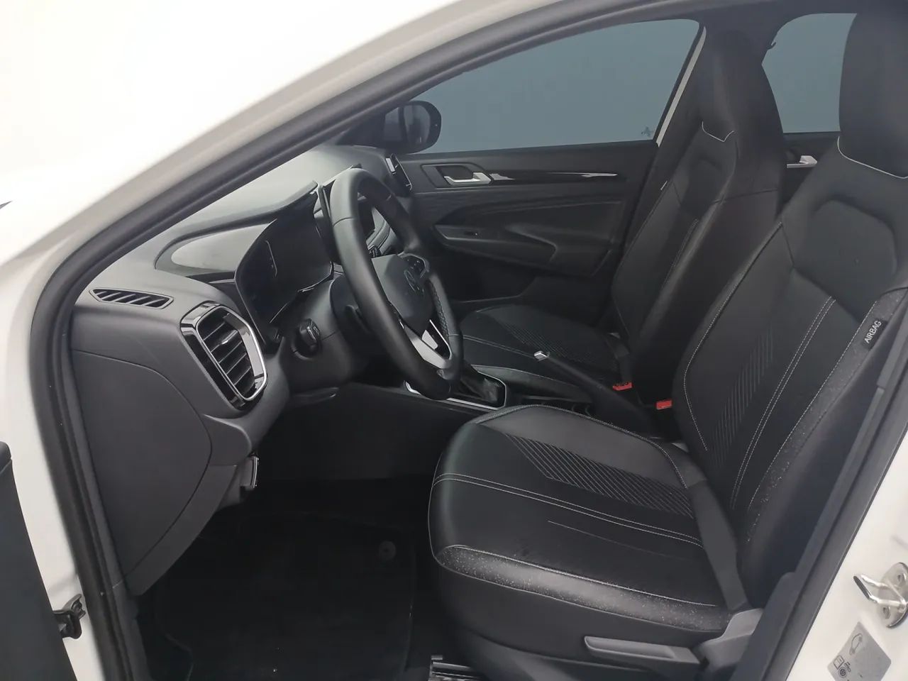 Volkswagen Tera High 1.0 170 TSI Flex 12V 5p Aut, foto 16 de 17
