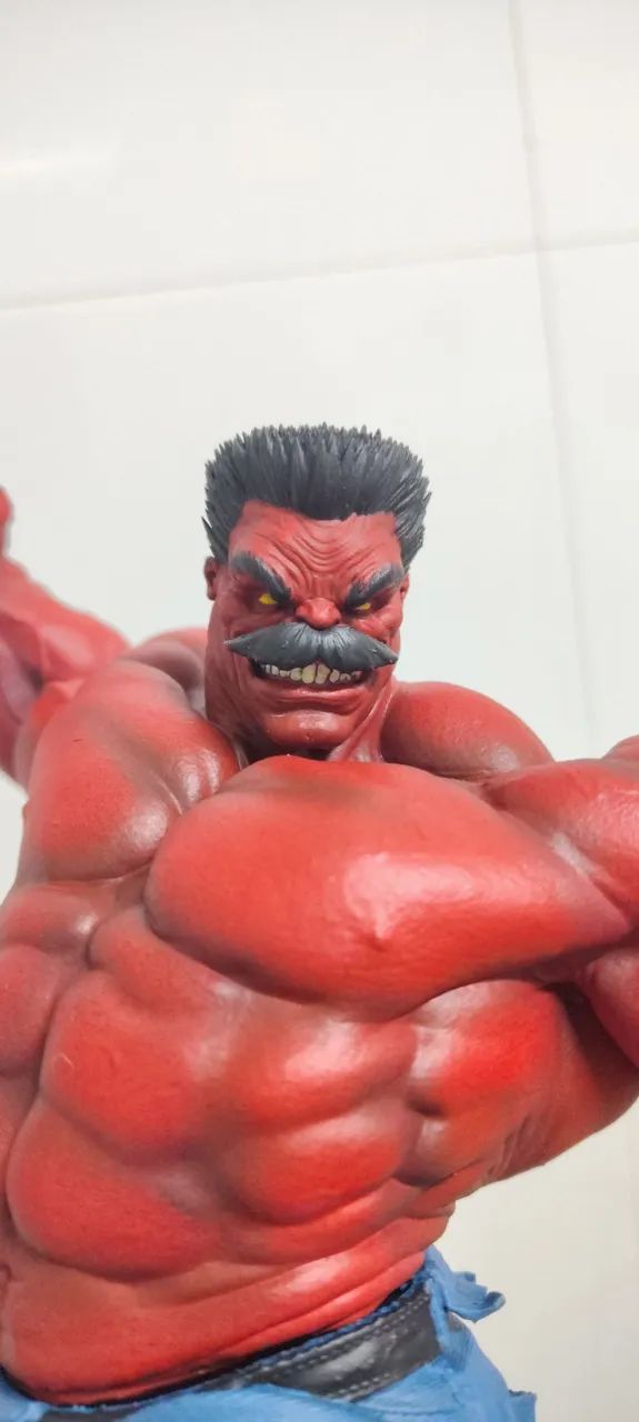 Hulk vermelho impressão 3d resina 