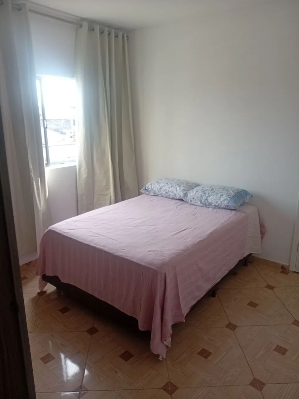 Alugo quarto mobiliado no Sitio Cercado - Foto 4