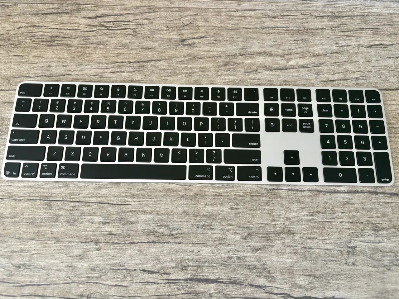 Teclado Apple Magic Keyboard Model A 3119 NOVO
