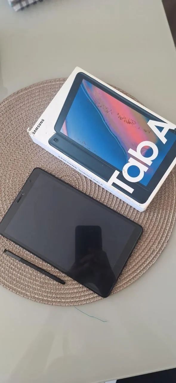 TABLET SAMSUNG TAB A COM CANETA - CONTÉM MARCAS DE USO