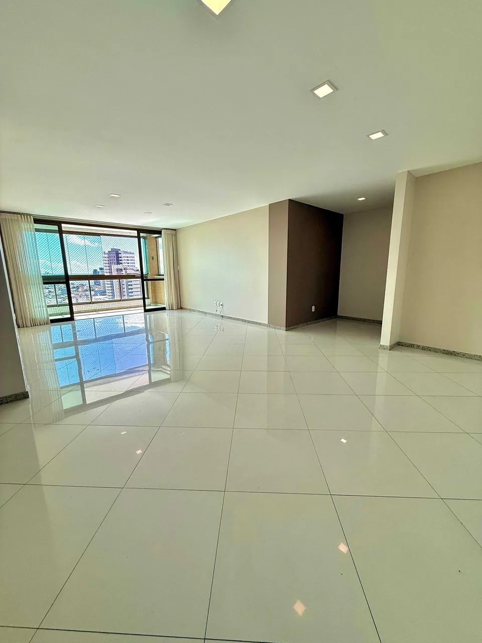 DUBAI TOWER | 13 de Julho [17234] - Foto 3