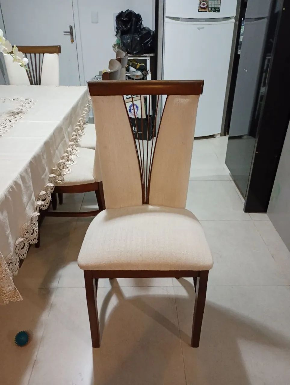 Mesa de Jantar 8 Lugares com 8 Cadeiras  - Foto 3