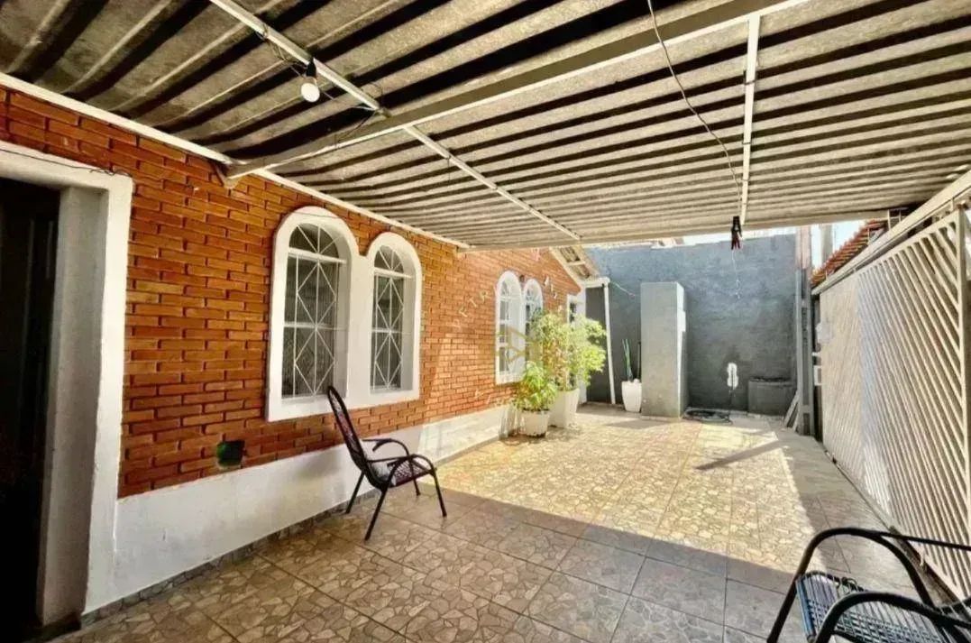 CASA COM EDÍCULA À VENDA PRÓXIMA DO SHOPPING DOM PEDRO. - Foto 2
