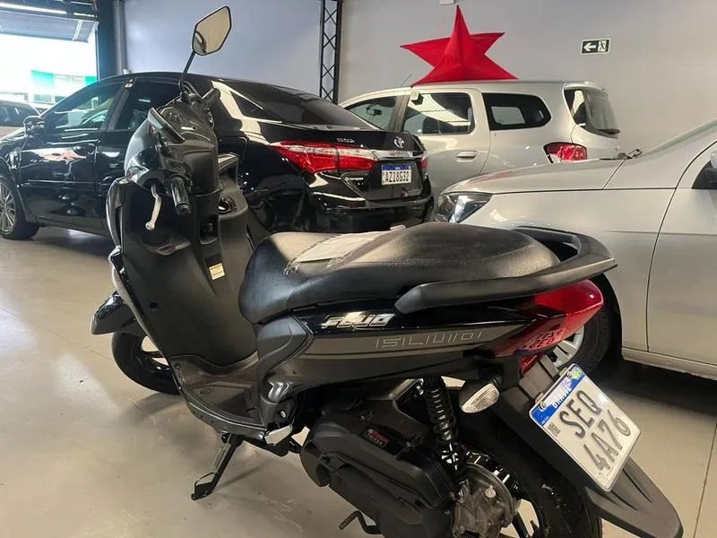 YAMAHA FLUO 125 2024 - Foto 2