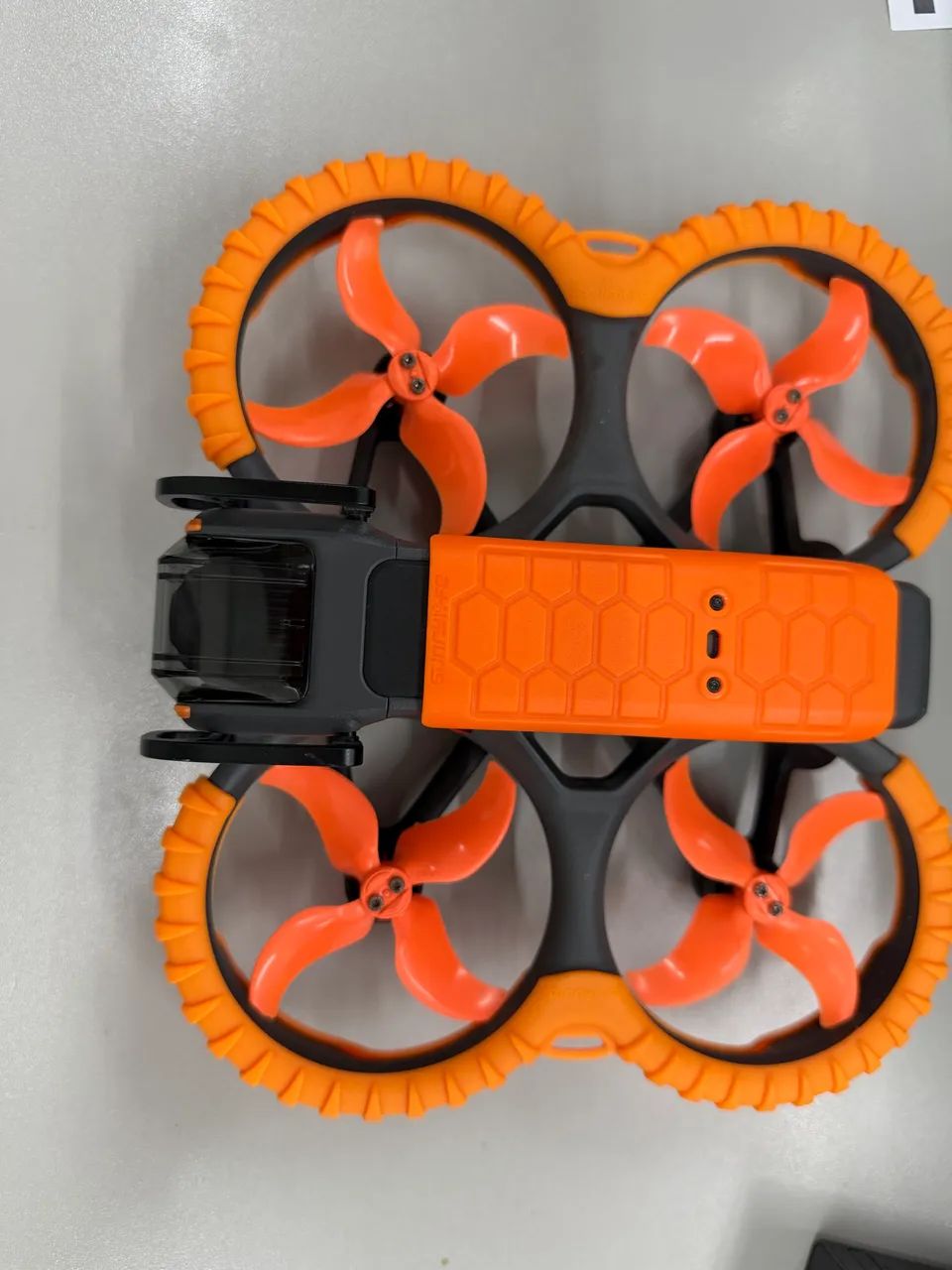 Drone com uma bateria Avata 2 DJi