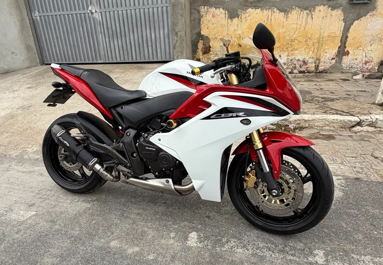 CBR6000F 2012 4cilindros a mais nova do Brasil  - Foto 5
