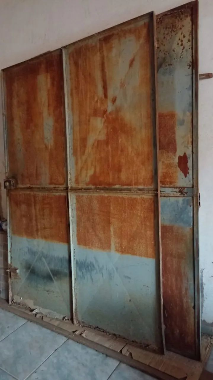 Portão, janela e grades variadas