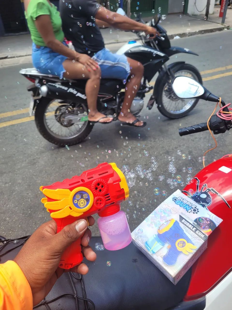 Arma de Briquendo de bolhas  - Foto 3