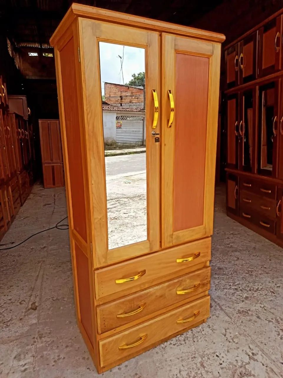 GUARDA ROUPA DE SOLTEIRO - MADEIRA MACIÇA FABRICAÇÃO PRÓPRIA  - Foto 4