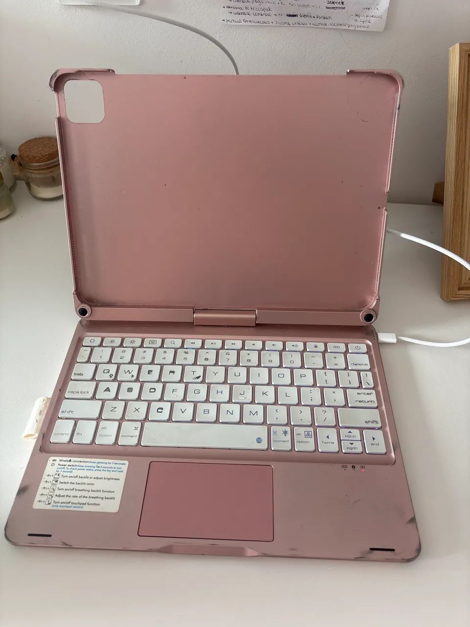 Edaiser capa giratória com teclado para IPad Air 4th - Foto 4