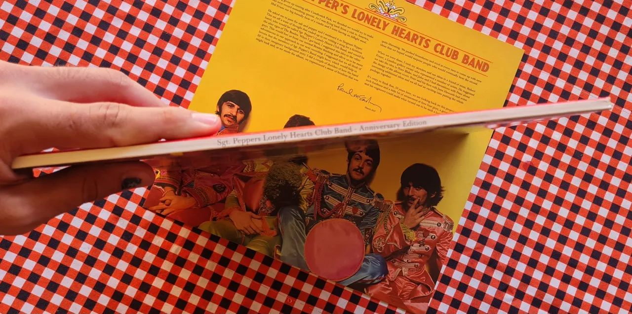 Lp Beatles SGT Peppers capa dupla 180g remaster - CDs, DVDs etc