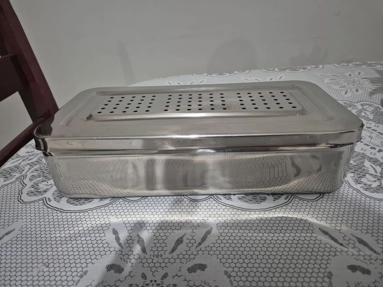 Caixa cirurgica perfurada odontologia  - Foto 2