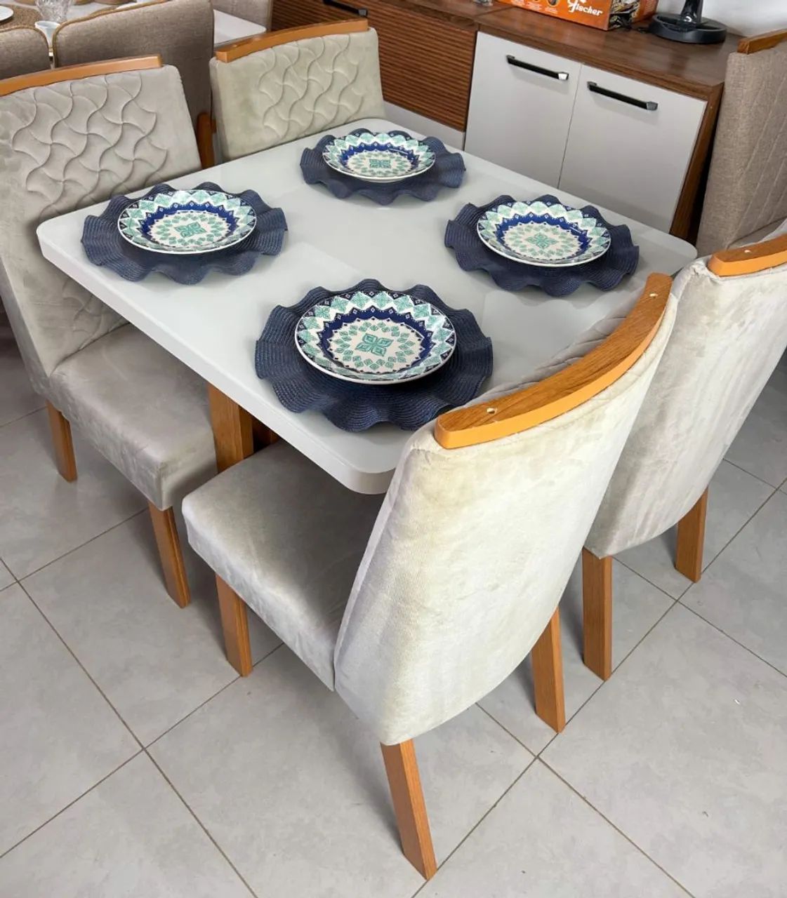 Mesa de jantar Louis 100% MDF COM VIDRO  - Foto 2