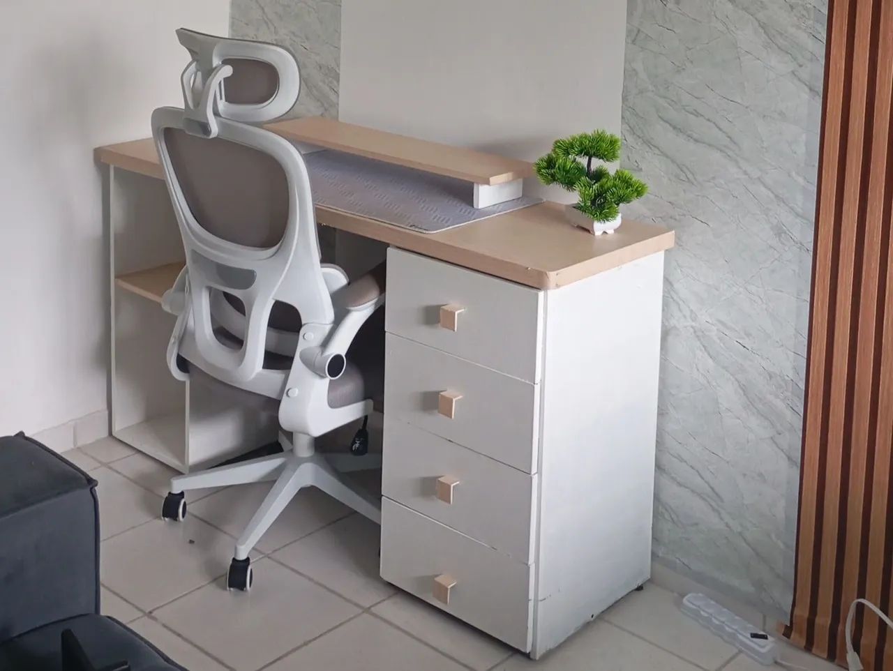 Cadeira é mesa game 