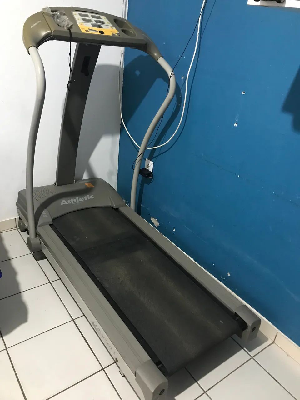 Vendo esteira de academia - Foto 2