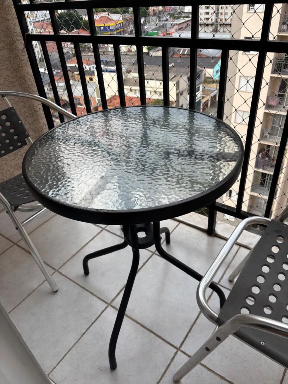 Conjunto de mesa e 2 cadeiras para varanda - Foto 2