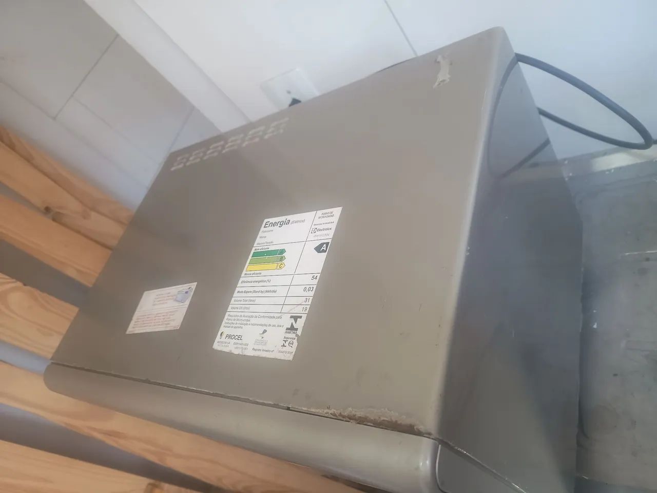 MICROONDAS ELECTROLUX 31 LITROS  - Foto 2