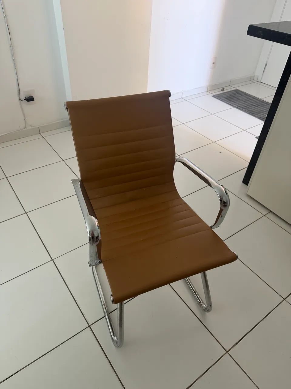 Cadeira escritório ergonômica  - Foto 3
